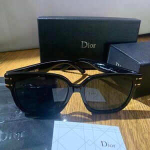 DiorSignature Black Sunglasses